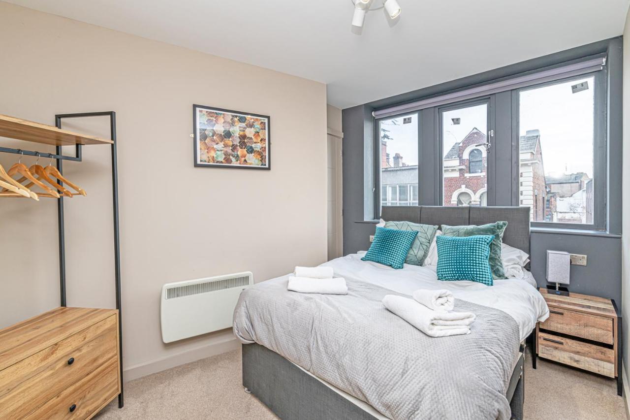 Wigan Central Serviced Apartments Екстериор снимка