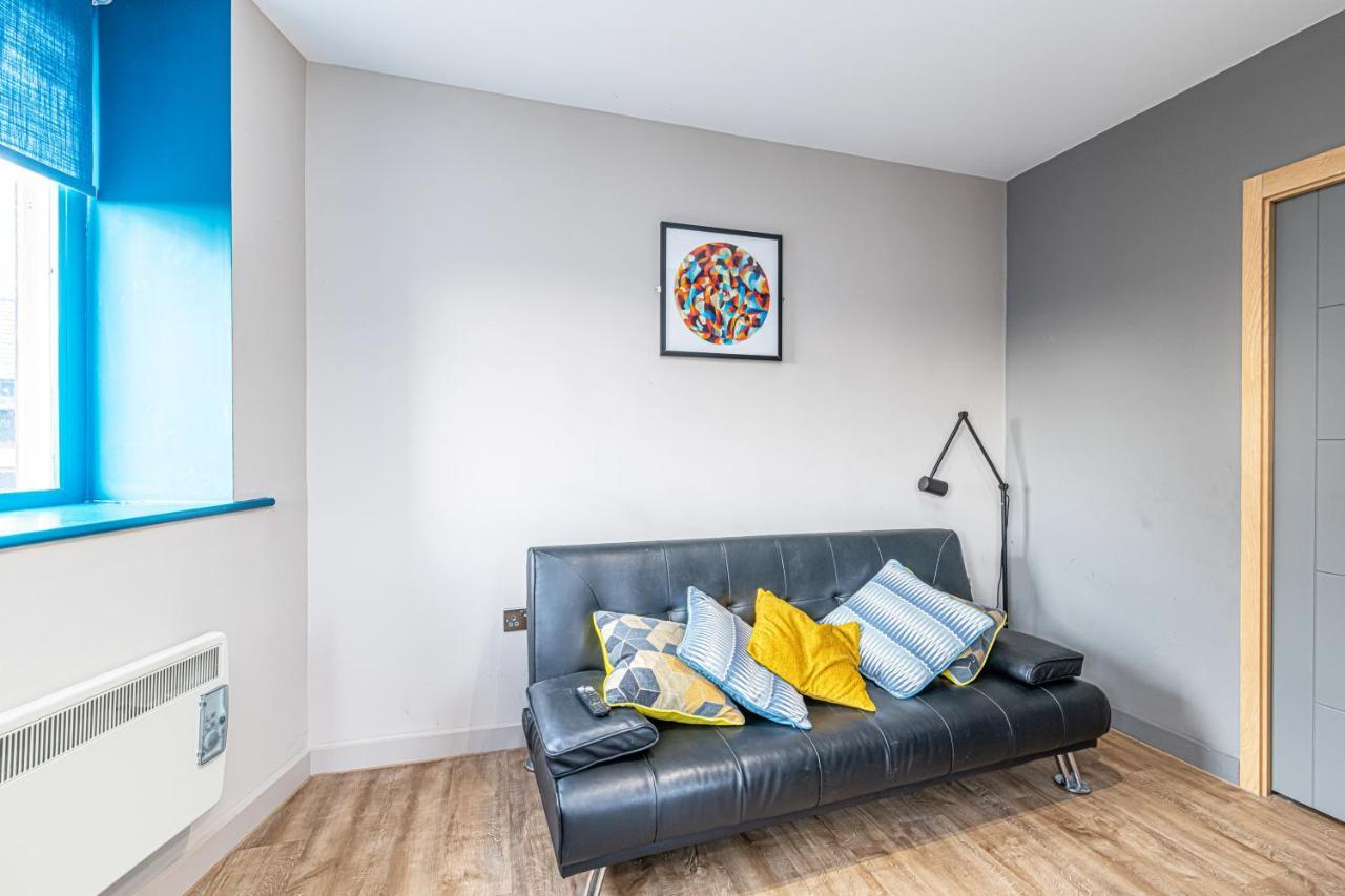 Wigan Central Serviced Apartments Екстериор снимка