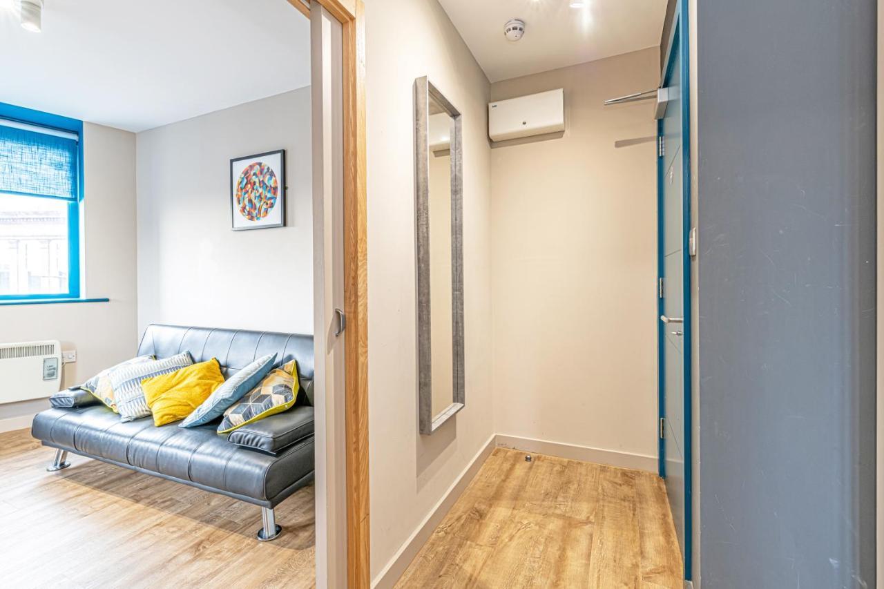 Wigan Central Serviced Apartments Екстериор снимка