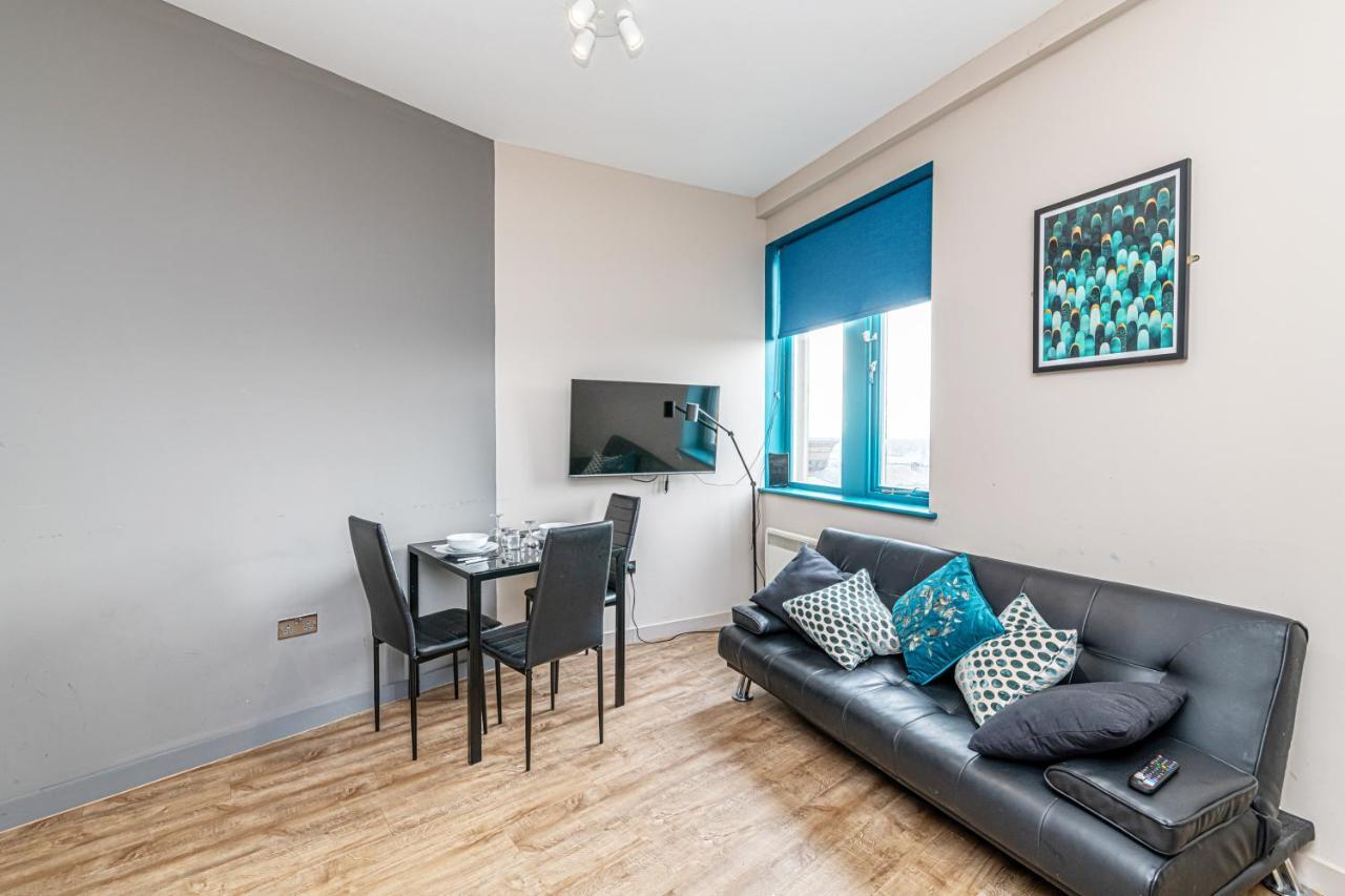 Wigan Central Serviced Apartments Екстериор снимка