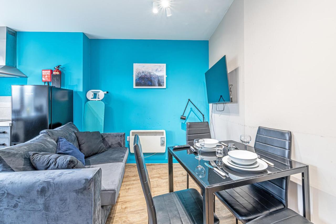 Wigan Central Serviced Apartments Екстериор снимка